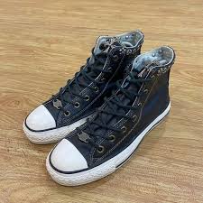 Sepatu Chrome Hearts yang Jarang Diketahui Kolektor